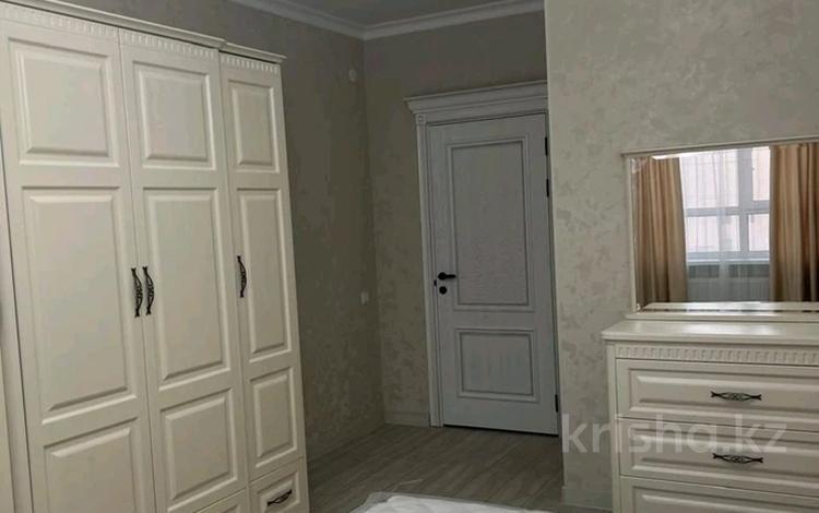 2-комнатная квартира · 70 м² · 8/12 этаж, мкр Кайтпас 1, К. Толеметова 85 за 250 000 ₸ в Шымкенте, Каратауский р-н — фото 2
