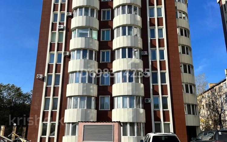 5-комнатная квартира · 208 м² · 8/9 этаж, мкр Михайловка , Мичурина 23 за 100 млн ₸ в Караганде, Казыбек би р-н — фото 2