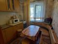 3-комнатная квартира · 58.2 м² · 1/4 этаж, Желтоксан — Окна детской выходят на алтын шанырак, окна кухни, зала и спальной выходят на торец здания Турмыс за 17 млн ₸ в Балхаше — фото 3