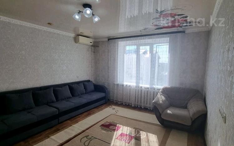 2-комнатная квартира · 60 м² · 5/5 этаж, Каратал 42 за 150 000 ₸ в Талдыкоргане — фото 2