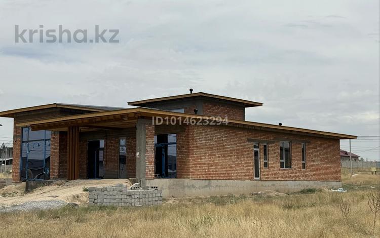 Отдельный дом · 4 комнаты · 290 м² · 8 сот., мкр Асар-2 14 — Телегей 14 за 57 млн ₸ в Шымкенте, Абайский р-н — фото 2