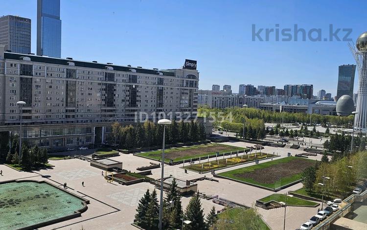 4-комнатная квартира · 150 м² · 6/12 этаж, Динмухамеда Кунаева 14 — Байтерек, дом министерств, водно-зеленый бульвар за 750 000 ₸ в Астане, Есильский р-н — фото 2