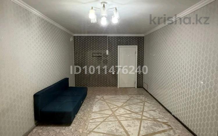 2-комнатная квартира · 56 м² · 4/5 этаж, мкр Жастар 2 1 за 9.5 млн ₸ в Актобе, жилой массив Жанаконыс — фото 2