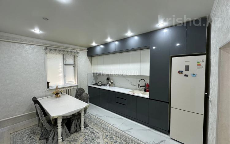 Отдельный дом · 5 комнат · 200 м² · 40.25 сот., Ер Төлеп 38 за 32 млн ₸ в Жанаозен — фото 2
