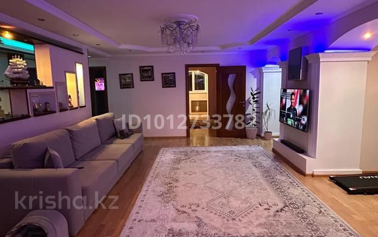 3-комнатная квартира · 93 м² · 5/10 этаж, мкр 8 298 за 25 млн ₸ в Актобе — фото 18