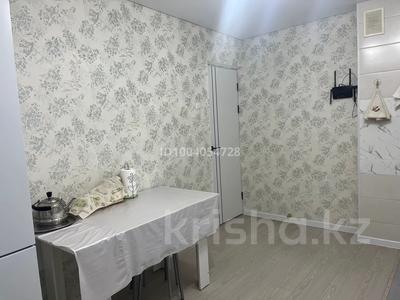 3-комнатная квартира · 68 м² · 7/9 этаж, мкр 12 28 — Сзади Сити Шопинга за 25 млн ₸ в Актобе