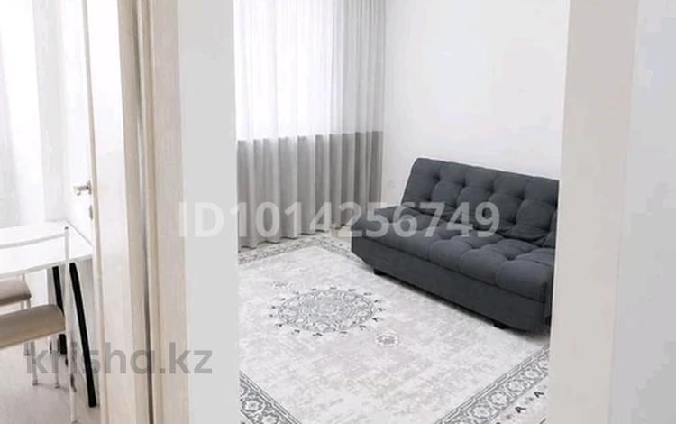 1-комнатная квартира · 38 м² · 8/15 этаж, Шафика Чокина 1 за 200 000 ₸ в Астане, Нура р-н — фото 2