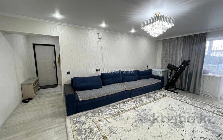 3-комнатная квартира · 63.3 м² · 4/5 этаж, 6 микрорайон 11 за 18 млн ₸ в Риддере — фото 2