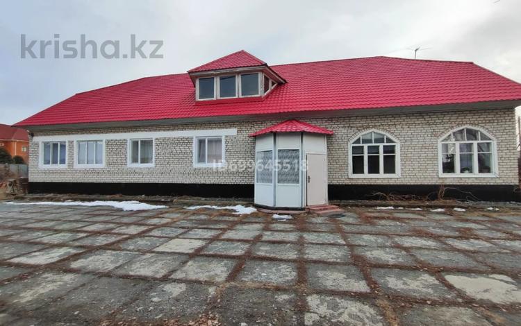 Отдельный дом · 10 комнат · 340 м² · 10 сот., Женис 264 за 55 млн ₸ в Ушарале — фото 2