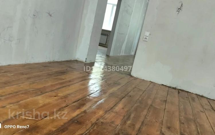 2-бөлмелі пәтер · 58 м² · 1/3 қабат, Кунаева 2, бағасы: 10.5 млн ₸ в Топаре — фото 2