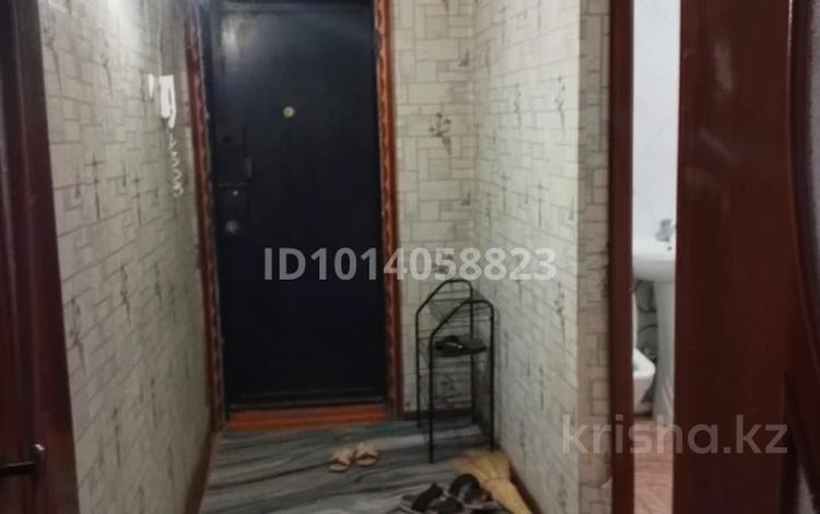 2-комнатная квартира · 55 м² · 2/5 этаж, мкр Акбулак, Мкр каратау 6 за 110 000 ₸ в Таразе — фото 2