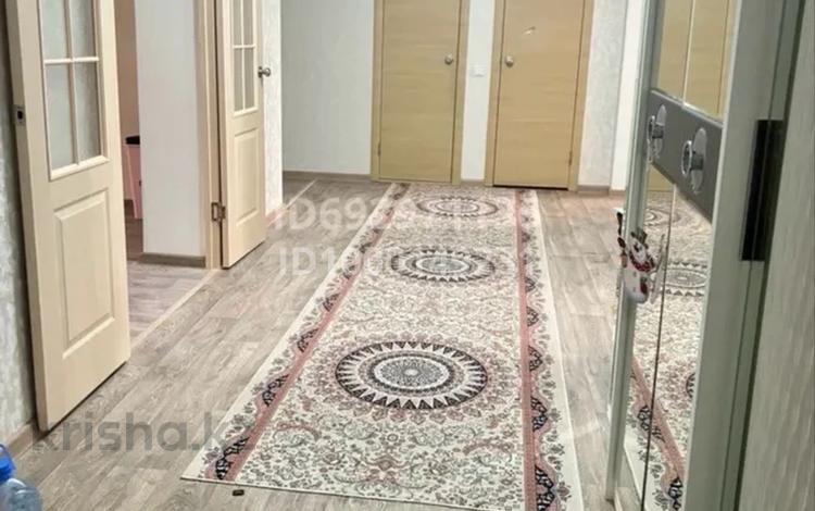 3 бөлме · 85 м² · 9 қабат, мкр. Алтын орда 6 г, бағасы: 60 000 ₸ в Актобе — фото 2