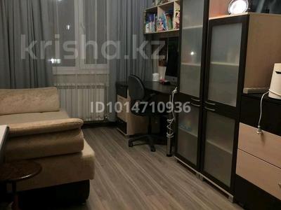 3 бөлме · 75 м² · 2/5 қабат, 2 ш/а., Мкр 6 — 101 ул. Стрелковой бригады, бағасы: 150 000 ₸ в Актобе, мкр 8