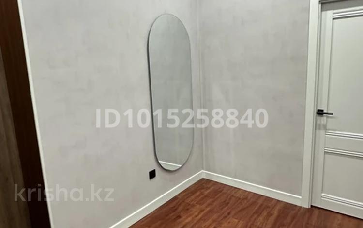 2-комнатная квартира · 53 м² · 2/15 этаж, 17-й мкр 87/4 за 200 000 ₸ в Актау — фото 2