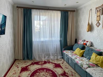 4-комнатная квартира · 85.2 м² · 1/3 этаж, Тусупбекова 21 за 200 000 〒 в Жезказгане