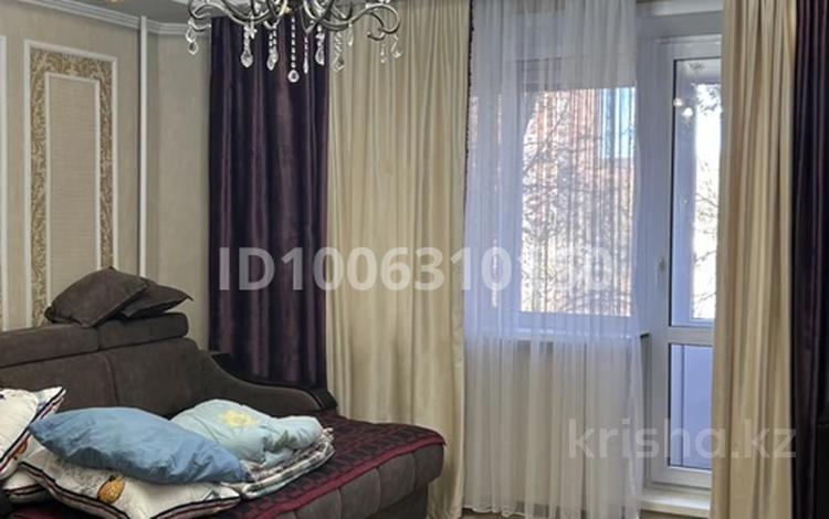 1-комнатная квартира · 36 м² · 3/5 этаж, мкр Юго-Восток, Мкр Степной 1 за 2 500 〒 в Караганде, Казыбек би р-н — фото 2