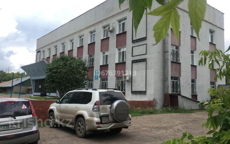 Офисы · 1400 м² за 110 млн ₸ в Караганде, Алихана Бокейханова р-н — фото 7