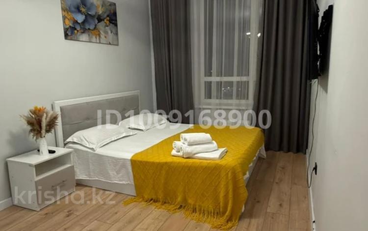 1-комнатная квартира · 40 м² · 8/10 этаж, Байтурсынова 20 за 3 000 ₸ в Астане, Сарайшык р-н — фото 2