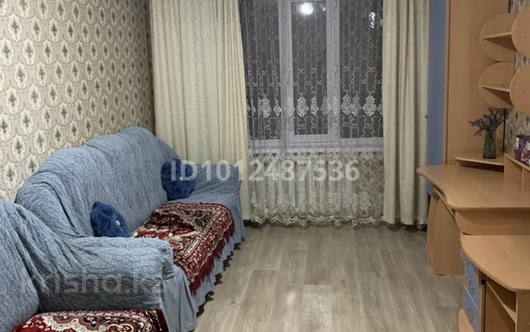 1-комнатная квартира · 34 м² · 1/5 этаж, Юность 67 за 140 000 ₸ в Семее — фото 2