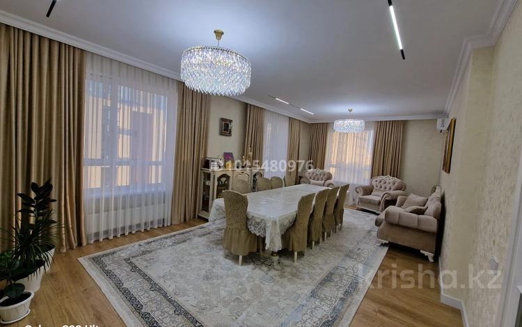 6-бөлмелі пәтер · 185.7 м² · 7/9 қабат, Алихан Бокейхан 16/2, бағасы: 250 млн ₸ в Астане, Есильский р-н — фото 2