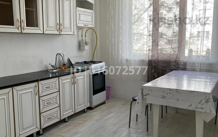 1-бөлмелі пәтер · 40 м² · 1/5 қабат, Нұрсая ш/а., Нұрсая шағын ауданы 22, бағасы: 14.2 млн ₸ в Атырау, мкр Нурсая — фото 2