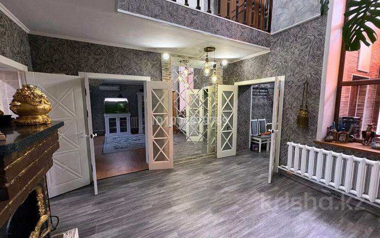 Отдельный дом · 4 комнаты · 200 м² · 20 сот., Огородная 9 — Район БСМП, Красный Кардон за ~ 86.8 млн 〒 в Семее, Красный Кордон — фото 13