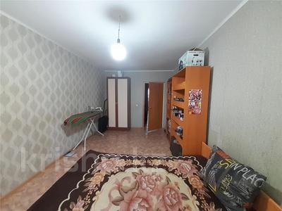 3-комнатная квартира, 70 м², 2/5 этаж, БАЙГАЗИЕВА за 10.5 млн 〒 в Темиртау