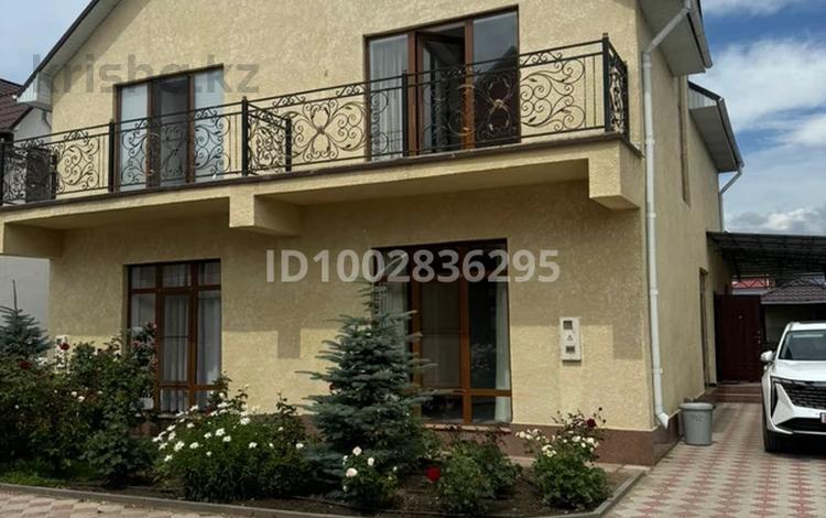 Дом · 4 комнаты · 120 м², Тологонова 51Б — Пансионат «Фонтан» за 80 000 〒 в  — фото 2