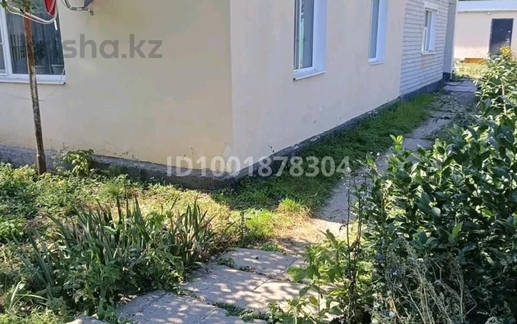 Үйдің бір бөлігі · 4 бөлме · 95.5 м² · 10 жүзд., Кеңес Нокин ауылы 17, бағасы: 12 млн ₸ в Актюбинской обл., пос Кенеса Нокина — фото 2