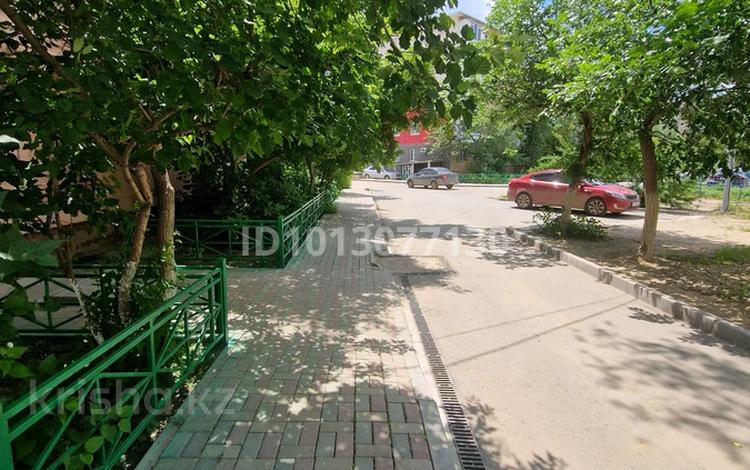 2-комнатная квартира · 44 м² · 2/5 этаж, Есет батыр 120 за 10.5 млн ₸ в Актобе — фото 17