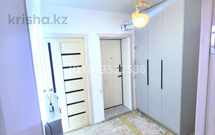 3-комнатная квартира · 62 м² · 5/5 этаж, Альфараби 110 — Ақмарал банкет заңына қарама қарсы за 13.5 млн ₸ в Кентау — фото 2