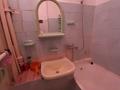 4-комнатная квартира · 75 м² · 2/5 этаж, 21мкр — Дом находится на против 64 школы за 33 млн 〒 в Шымкенте, Аль-Фарабийский р-н — фото 5