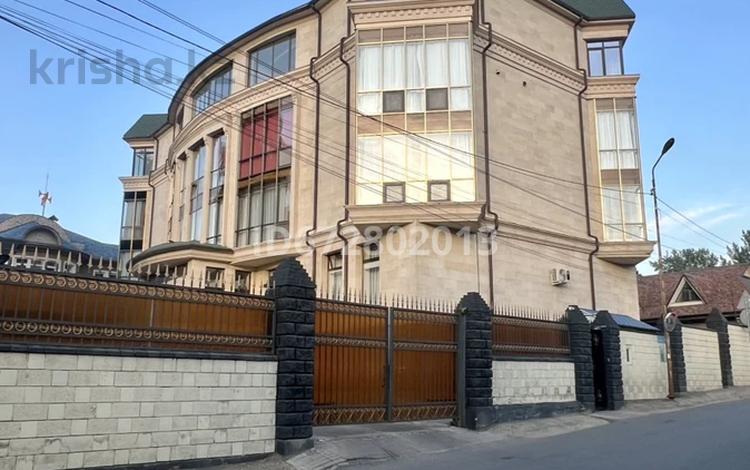 4-комнатная квартира · 172.2 м² · 4/4 этаж, мкр Горный Гигант, Игишева 64/1 за 200 млн ₸ в Алматы, Медеуский р-н — фото 70