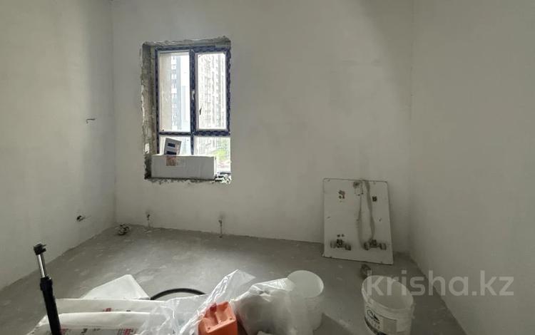 2-бөлмелі пәтер · 60 м² · 8/16 қабат, Бейбарыс султан, бағасы: 44 млн ₸ в Астане, Есильский р-н — фото 2