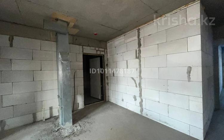 3-бөлмелі пәтер · 83.5 м² · 9/17 қабат, Ауэзова 2/4, бағасы: 46.2 млн ₸ в Алматы, Алмалинский р-н — фото 51