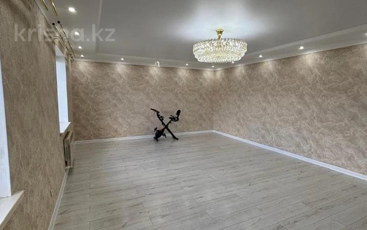 Отдельный дом · 5 комнат · 176 м² · 10 сот., Сарсекова за 47 млн ₸ в Актобе, жилой массив Заречный-4 — фото 16