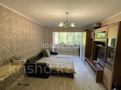 3-комнатная квартира · 90 м² · 2/3 этаж, 4-й микрорайон, 4-й микрорайон за 27 млн ₸ в Шымкенте, Туран р-н
