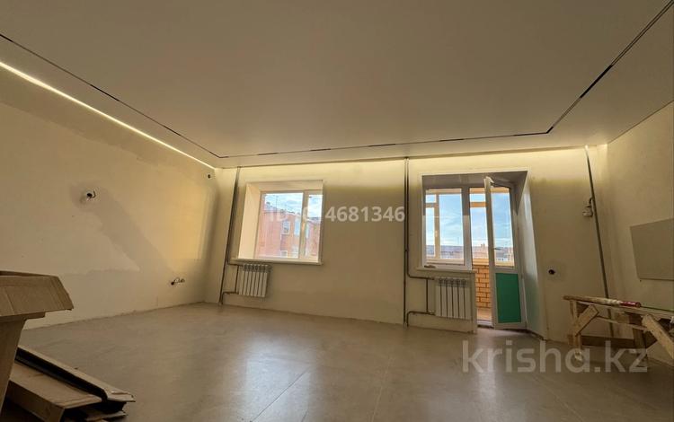 4-комнатная квартира · 98.5 м² · 4/5 этаж, Сарыарка за 40.5 млн ₸ в Кокшетау — фото 2