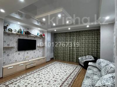 4-комнатная квартира · 140 м² · 2/10 этаж, Пр. Алии Молдагуловой 58/8 58 — Напротив района Алтын Орда (Батыс2) гипермаркет Дина за 53 млн ₸ в Актобе
