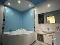 4-комнатная квартира · 140 м² · 2/10 этаж, Пр. Алии Молдагуловой 58/8 58 — Напротив района Алтын Орда (Батыс2) гипермаркет Дина за 53 млн ₸ в Актобе — фото 18
