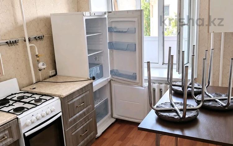 2-бөлмелі пәтер · 50 м² · 4/5 қабат, Акан серы 154 — 6 школа, бағасы: 15 млн ₸ в Кокшетау — фото 2
