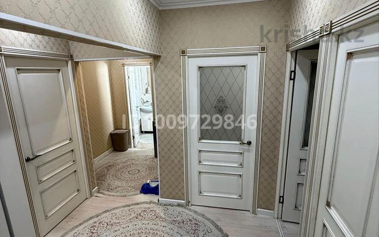 3-комнатная квартира · 75 м² · 2/5 этаж, мкр Карасу 40 — Почта, Жангелдин за 32 млн ₸ в Шымкенте, Аль-Фарабийский р-н — фото 2
