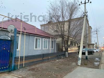 Отдельный дом · 5 комнат · 280 м² · 6 сот., Проспект Султана Бейбарыса 233 — Тайманова-Алиева за 20 млн 〒 в Атырау