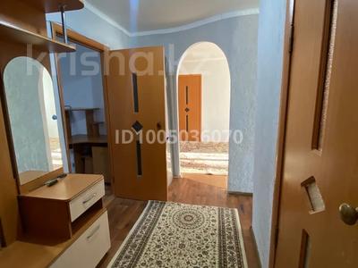 3-комнатная квартира · 68 м² · 1/5 этаж, Момышулы 1 — Ауезова Момышулы за 150 000 〒 в Аксу