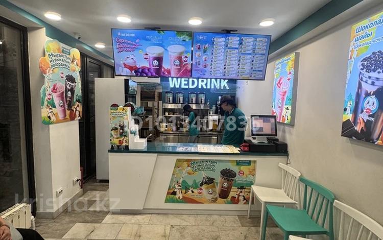 Действующая точка Wedrink на Жибек Жолы · 35 м² за 21 млн ₸ в Алматы — фото 6