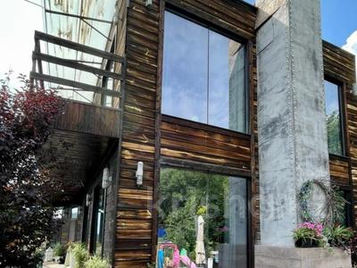 Отдельный дом · 4 комнаты · 350 м² · 12 сот., мкр Каменское плато, Ажибай батыра за 205 млн ₸ в Алматы, Медеуский р-н