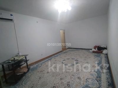 2-бөлмелі пәтер · 53 м² · 5/5 қабат, Мкр Отырар 12, бағасы: 13 млн ₸ в Туркестане