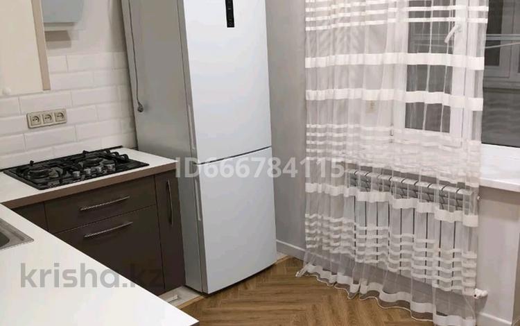 3-бөлмелі пәтер · 80 м² · 3/8 қабат, улица Ихсанова 44в, бағасы: 350 000 ₸ в Уральске — фото 22