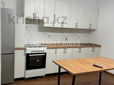 2-бөлмелі пәтер · 80 м² · 1/5 қабат, мкр. Алтын орда, Ораз татеулы 5а, бағасы: 250 000 〒 в Актобе