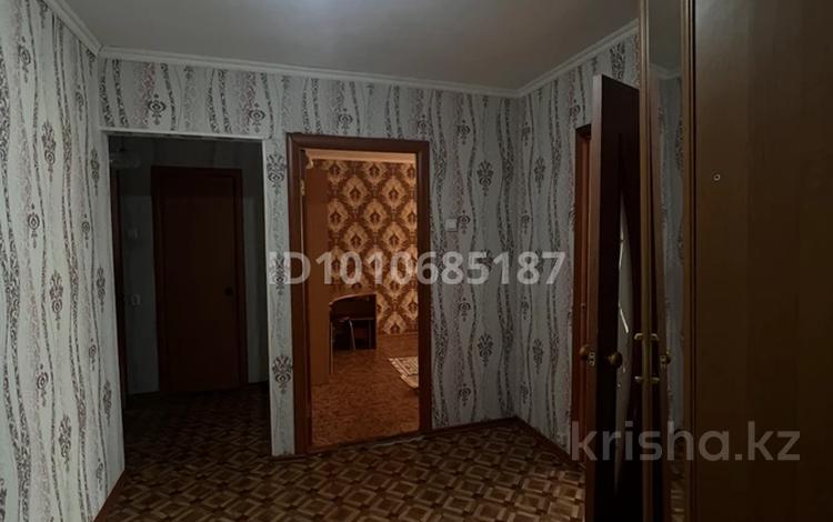 2-комнатная квартира · 55 м² · 3/5 этаж, Старый город, Керееева 4/1 — Адрес указал, көріеіп тұр адрес, қасында бәрі бар за 120 000 〒 в Актобе — фото 2